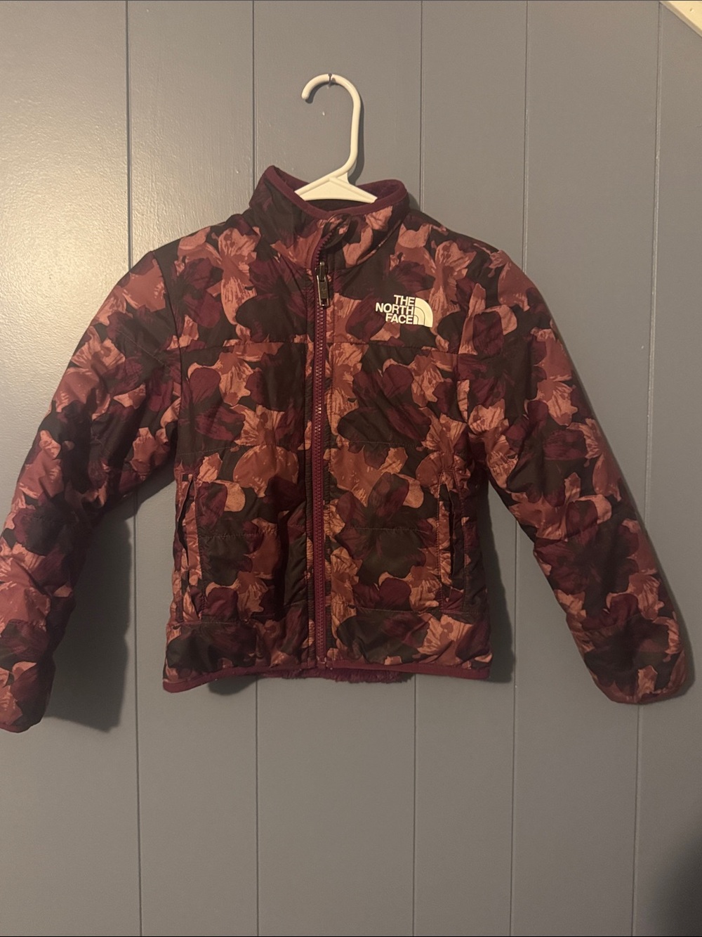 The North Face Girls' Floral Puff Jacket - Burgundy & Pink